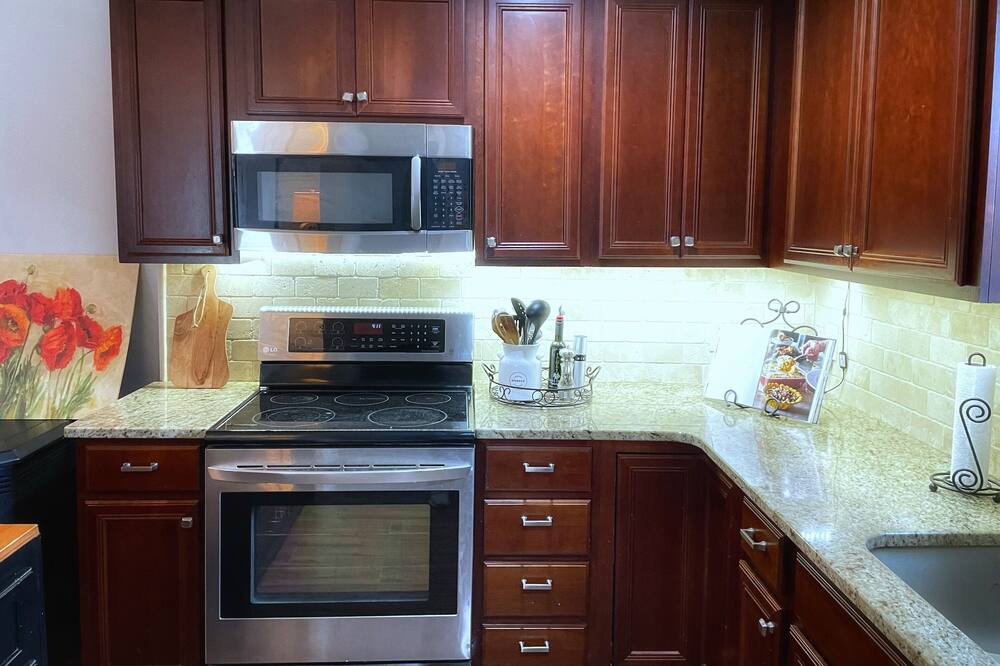 Photo of Kitchen in Appling