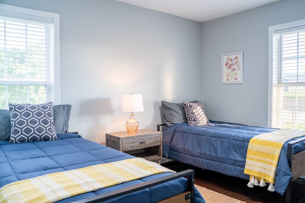 Photo of Bedroom in Hall County