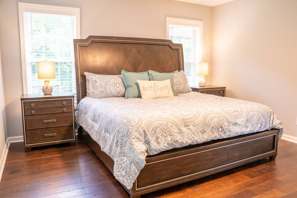 Photo of Bedroom in Hall County