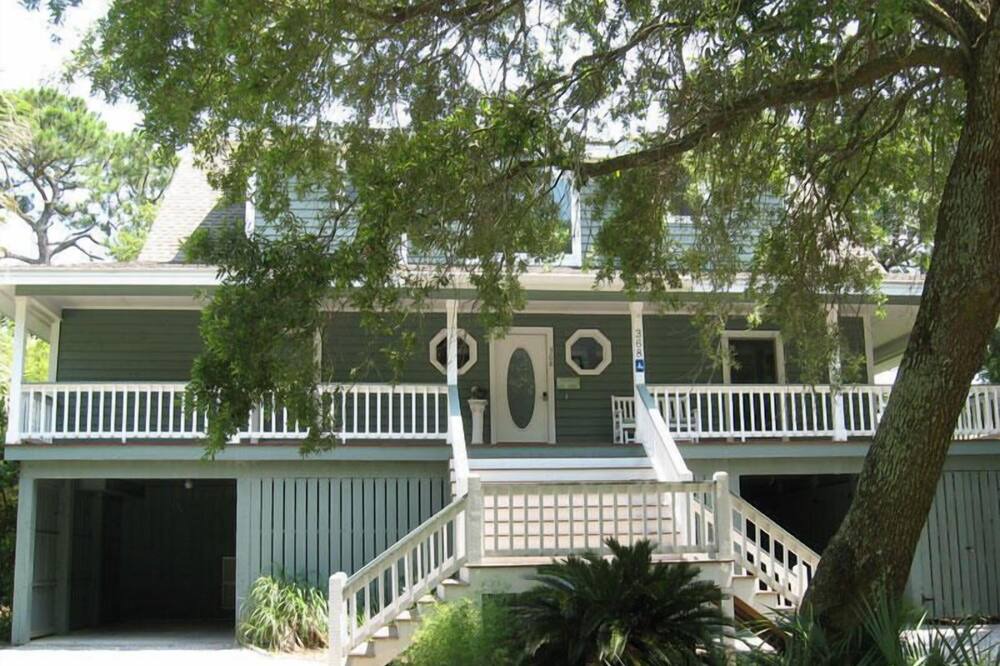 Photo of Others in Saint Helena Island