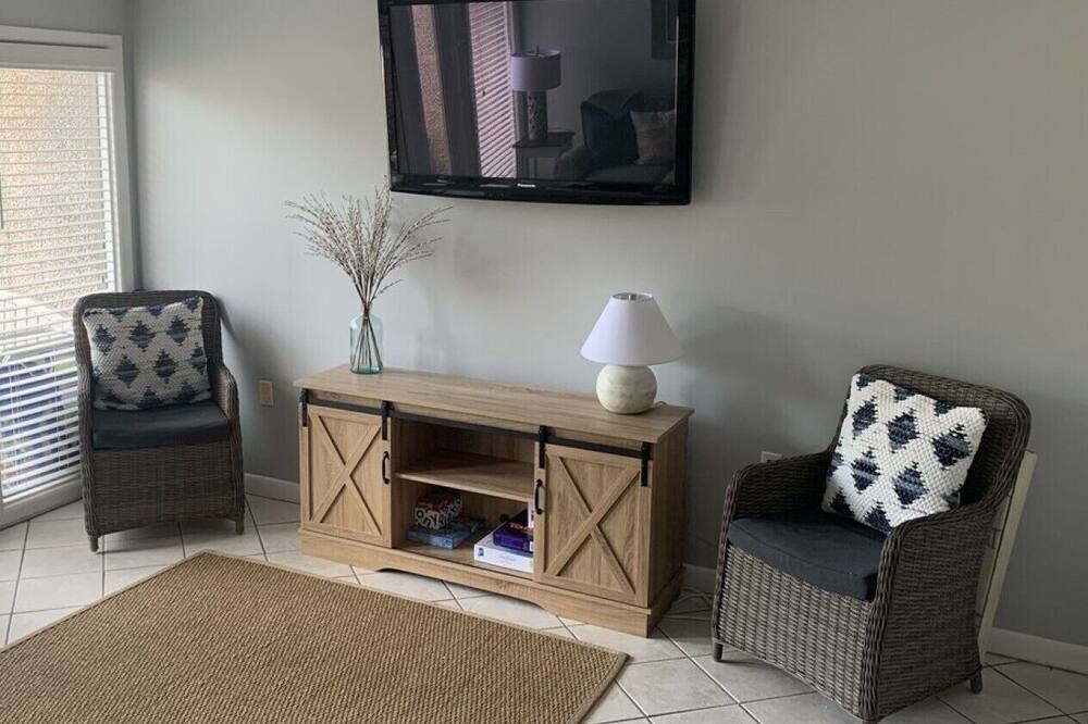 Photo of Livingroom in Saint Helena Island