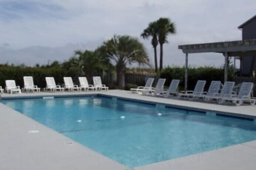 Photo of Outdoor in Oceanmarsh Subdivision