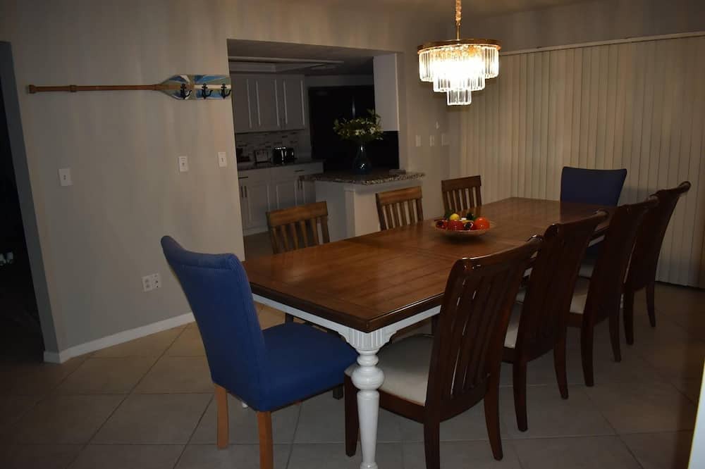 Photo of Kitchen in Kings Lake