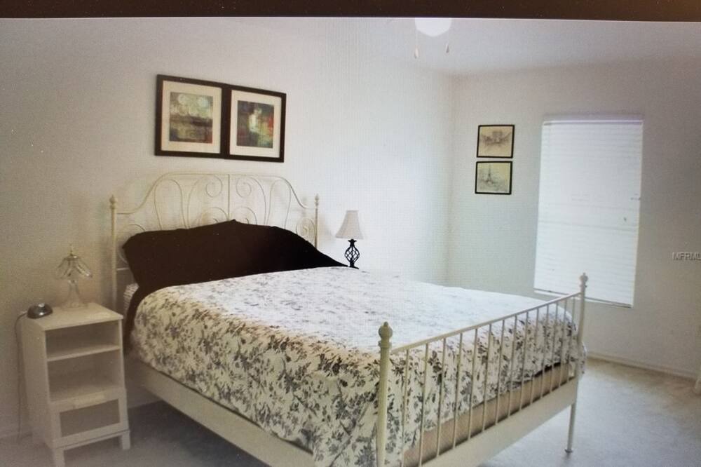 Photo of Bedroom in North Port
