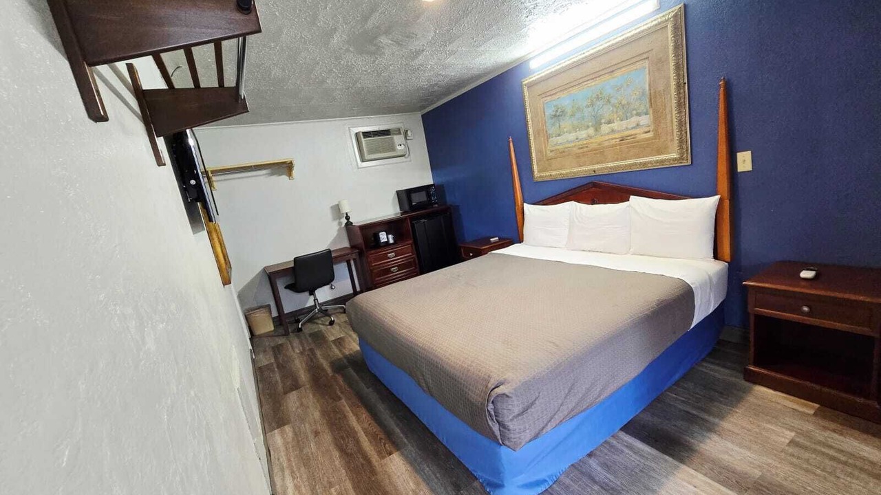 Photo of Bedroom in Rockingham