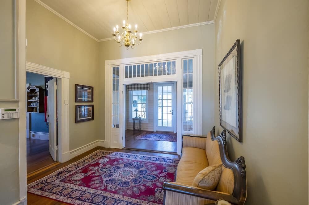 Photo of Livingroom in Batesburg-Leesville