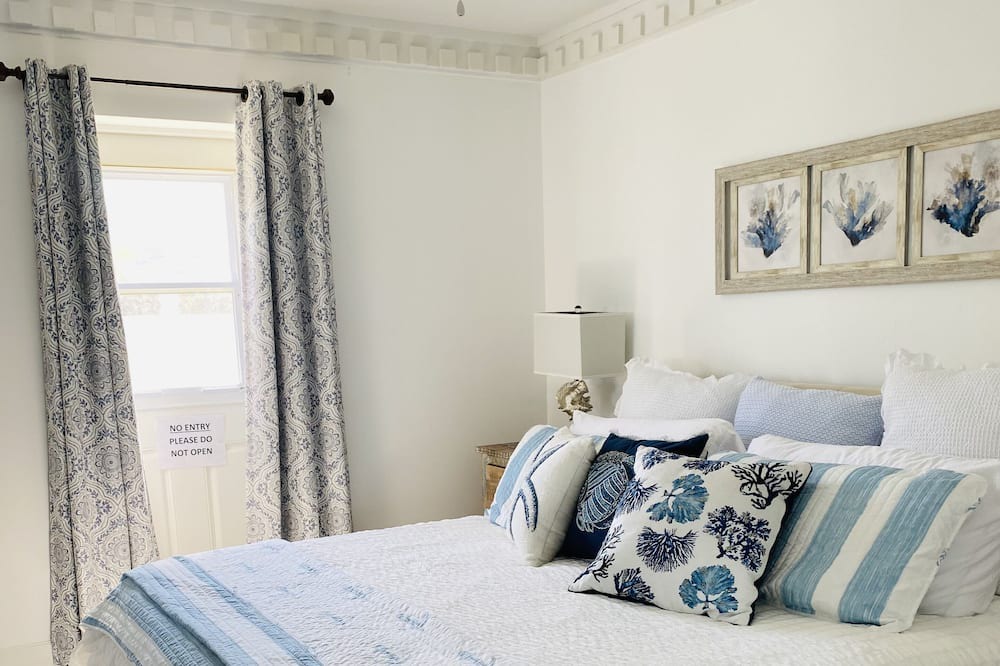 Photo of Bedroom in Melbourne Beach