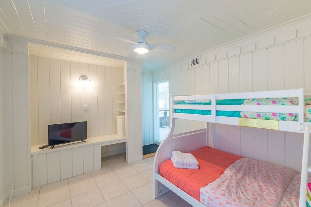 Photo of Bedroom in Melbourne Beach