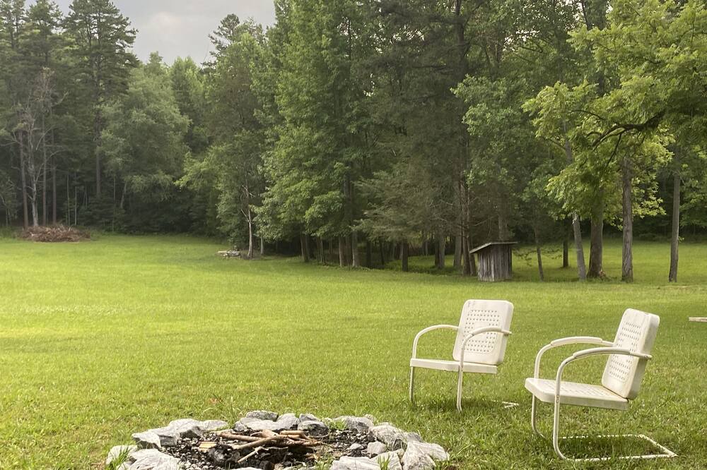 Photo of Outdoor in Pickens