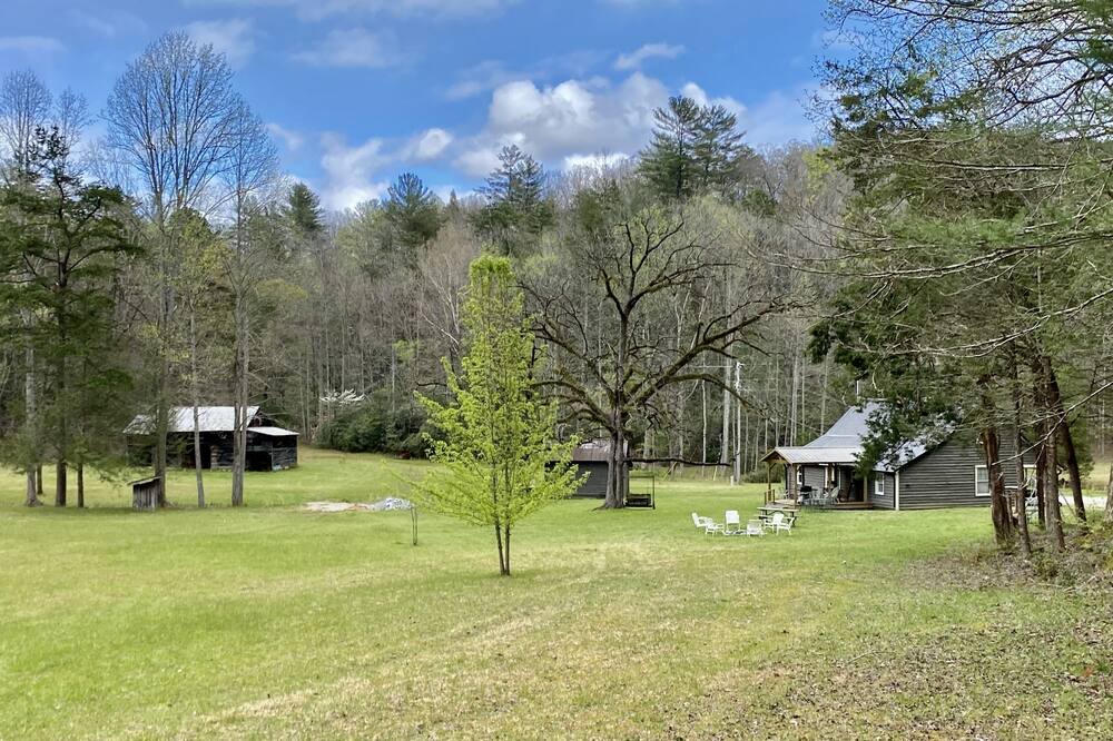 Photo of Outdoor in Pickens