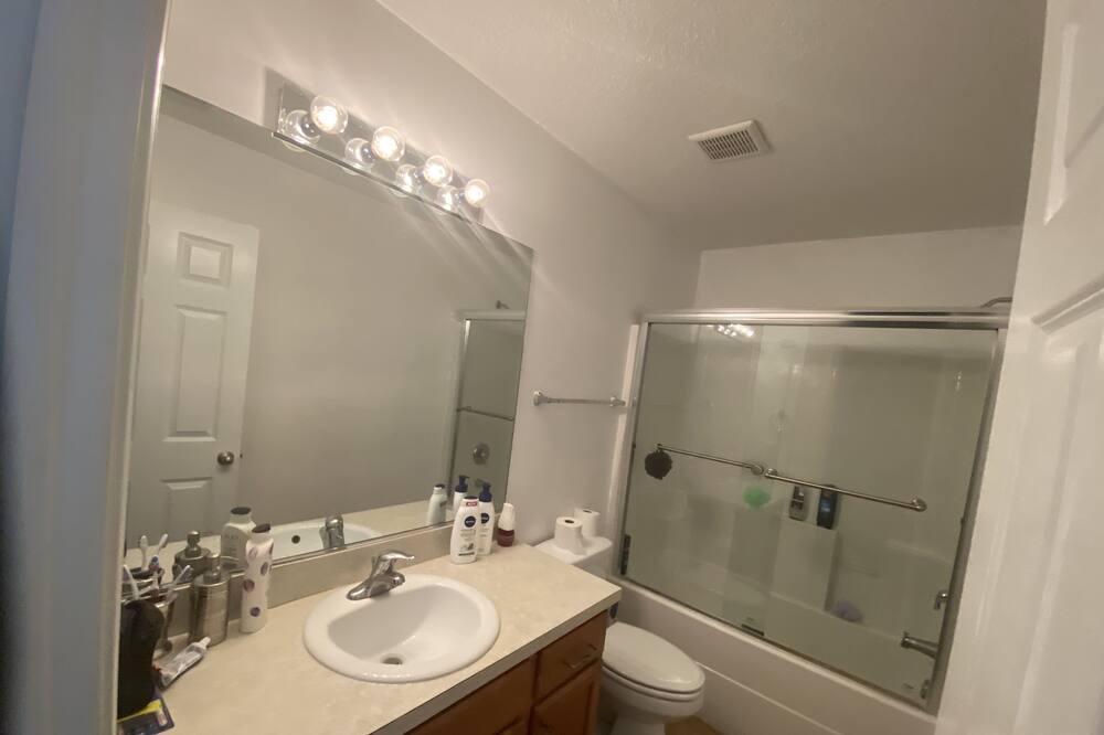 Photo of Bathroom in Port Wentworth