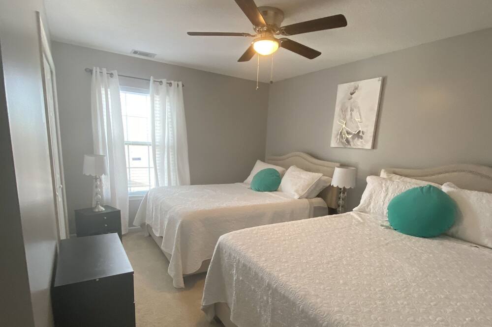 Photo of Bedroom in Port Wentworth