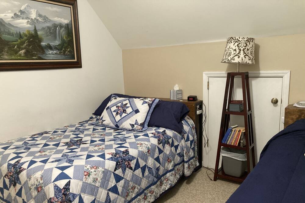Photo of Bedroom in Lexington