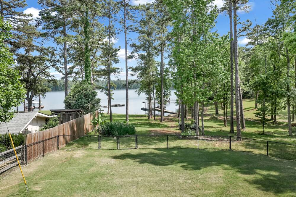 Photo of Outdoor in Appling