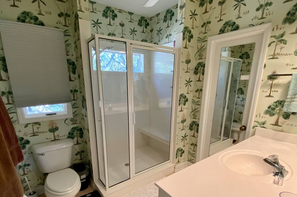 Photo of Bathroom in Saint Helena Island