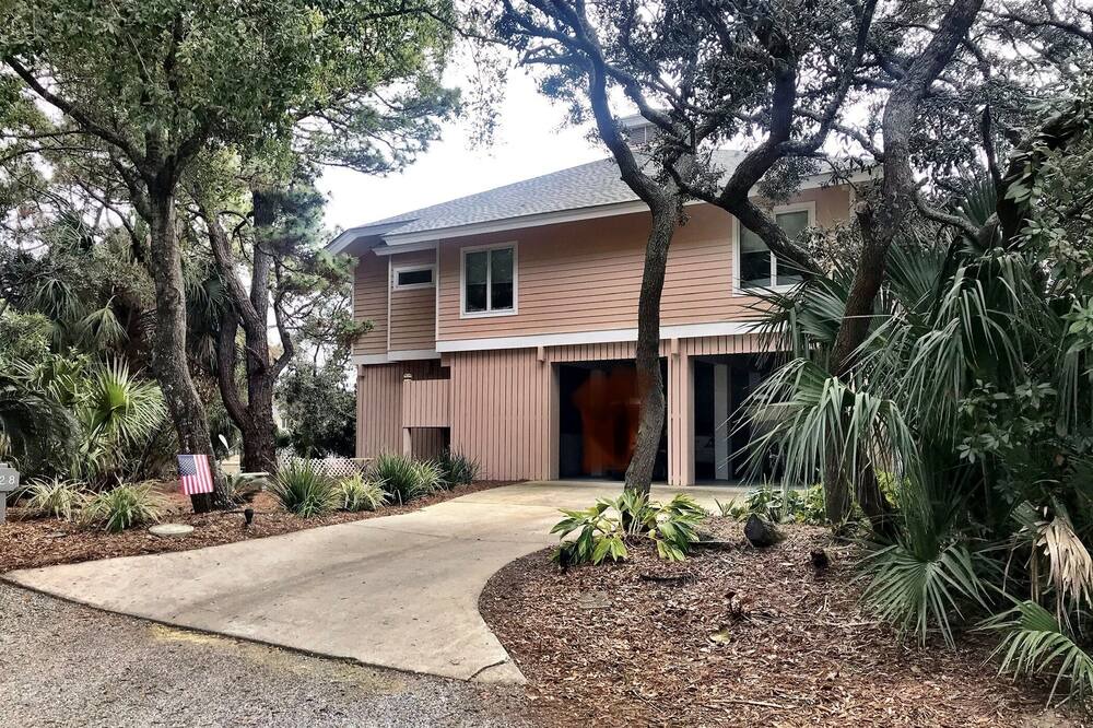 Photo of Others in Saint Helena Island