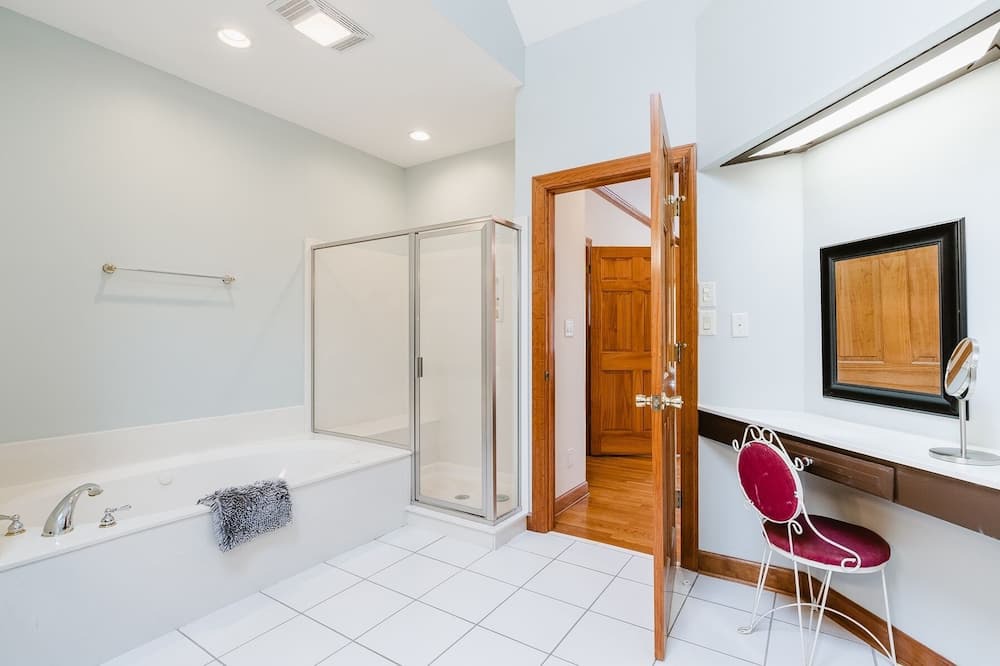 Photo of Bathroom in Greer