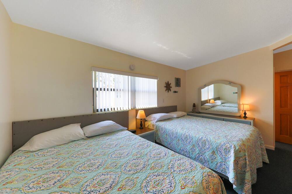 Photo of Bedroom in Sylvan Shores