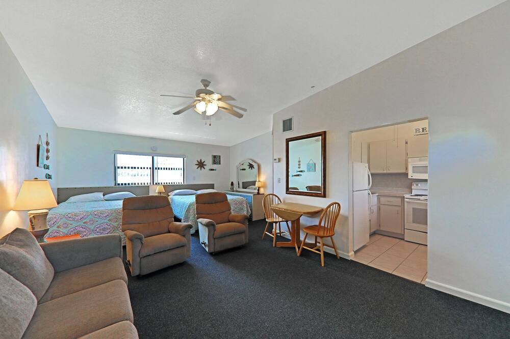 Photo of Bedroom in Sylvan Shores