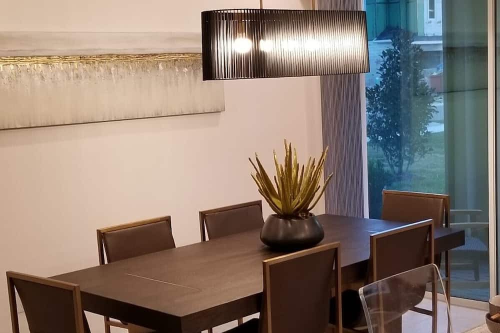 Photo of Kitchen in Fish Hawk