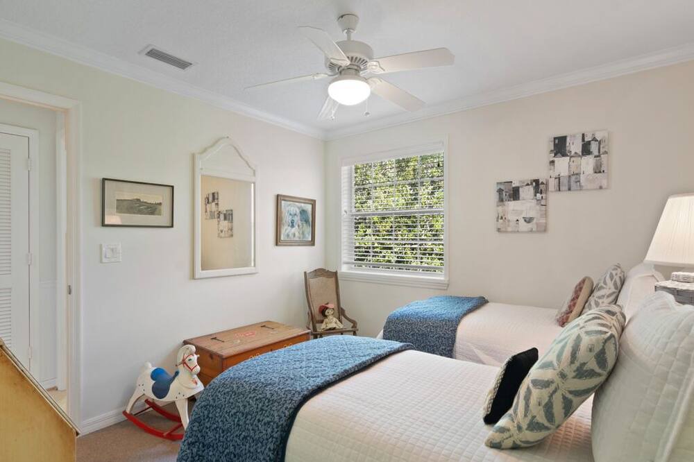 Photo of Bedroom in Wabasso Beach