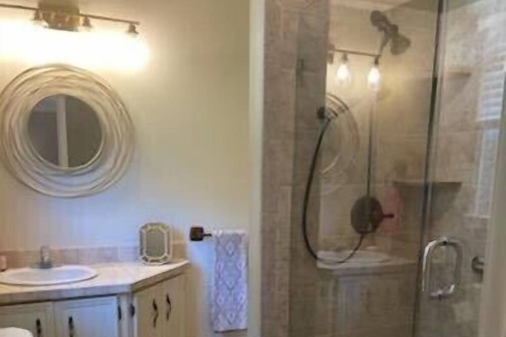 Photo of Bathroom in Norwood