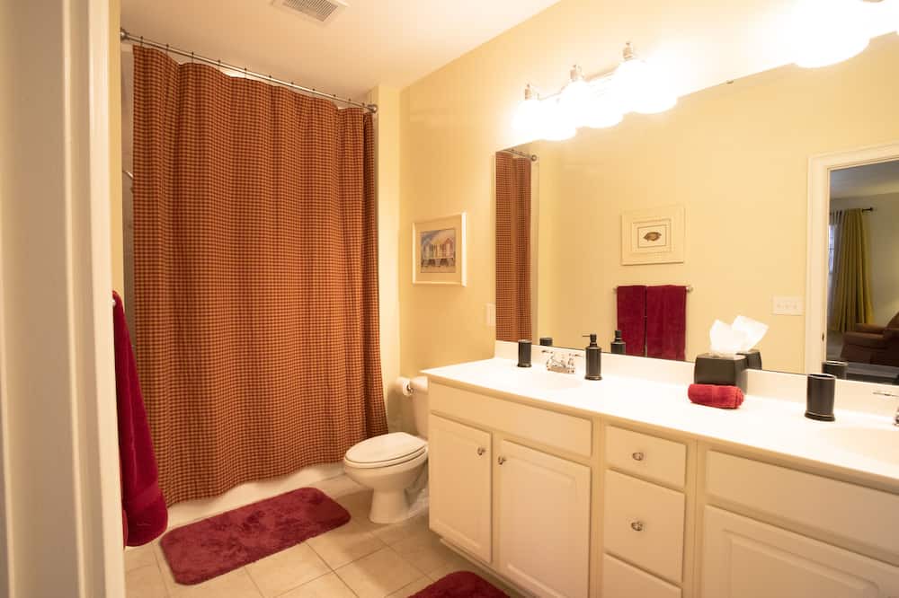 Photo of Bathroom in Summerton