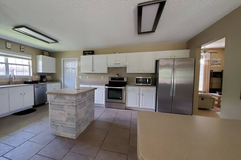 Photo of Kitchen in Deltona Lakes