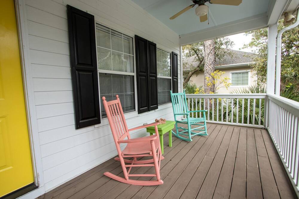 Photo of Patio Balcony in Saint Helena Island