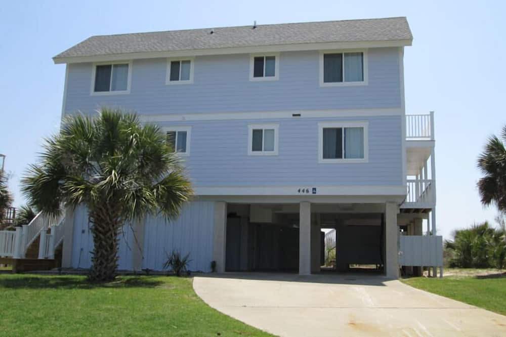 Photo of Others in Saint Helena Island