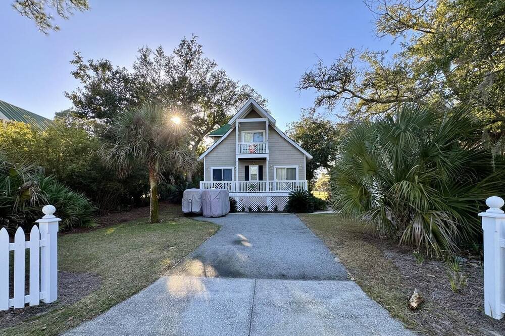 Photo of Others in Saint Helena Island