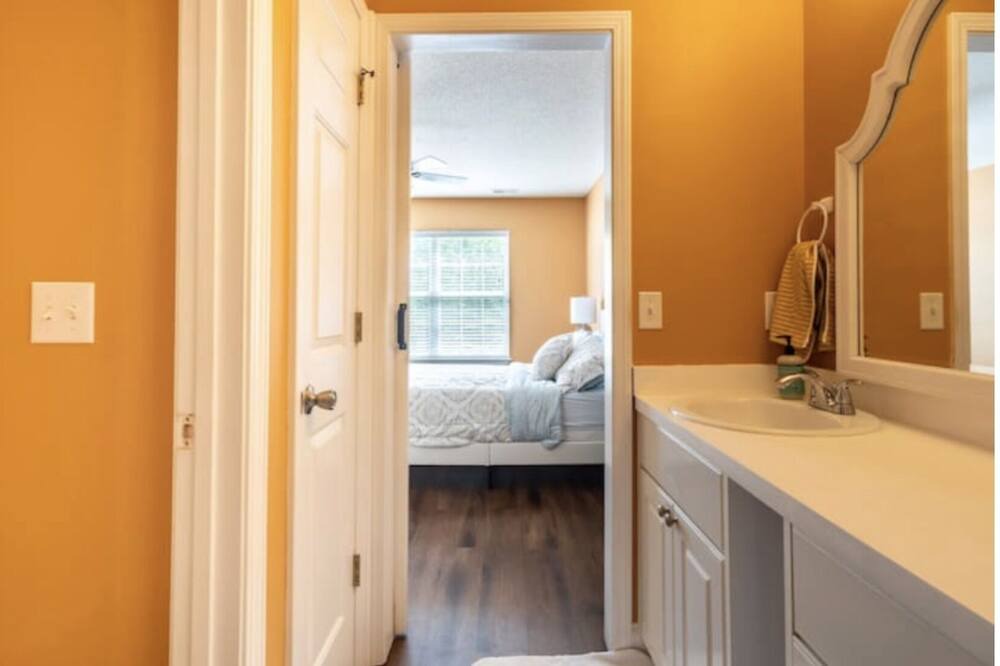 Photo of Bedroom in Huntcliff