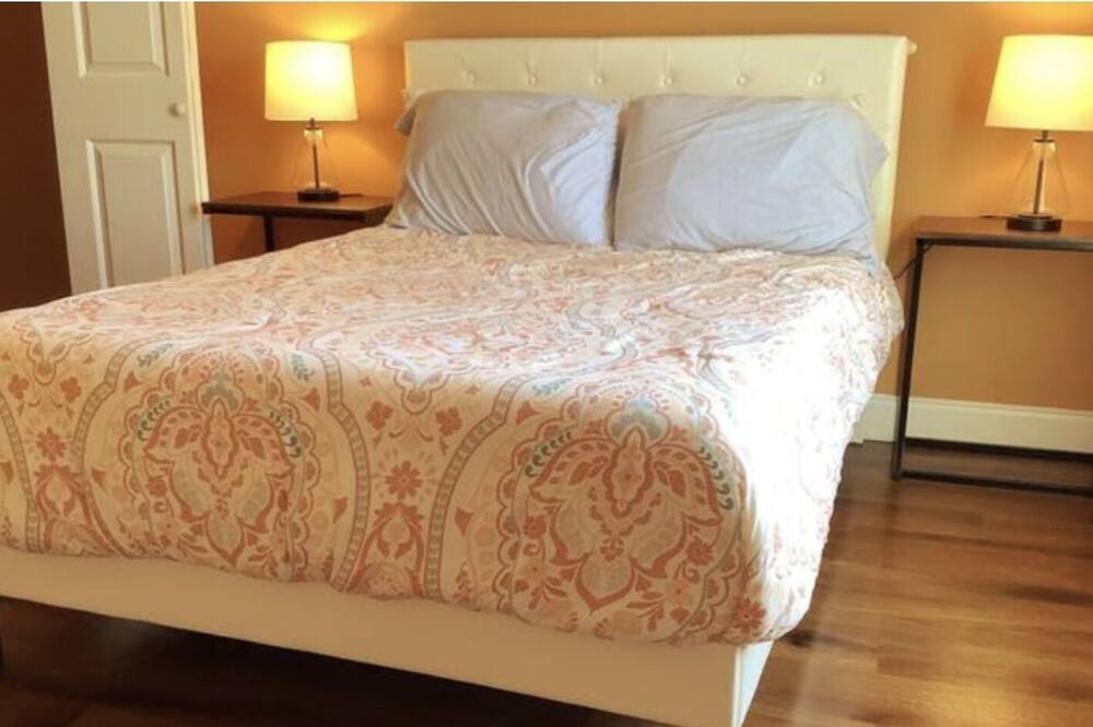 Photo of Bedroom in Huntcliff