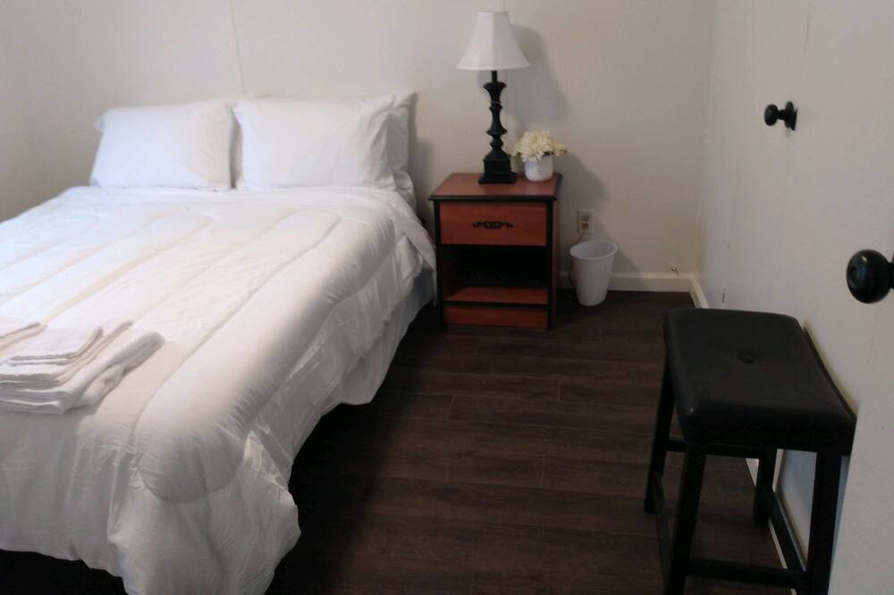 Photo of Bedroom in Summerton