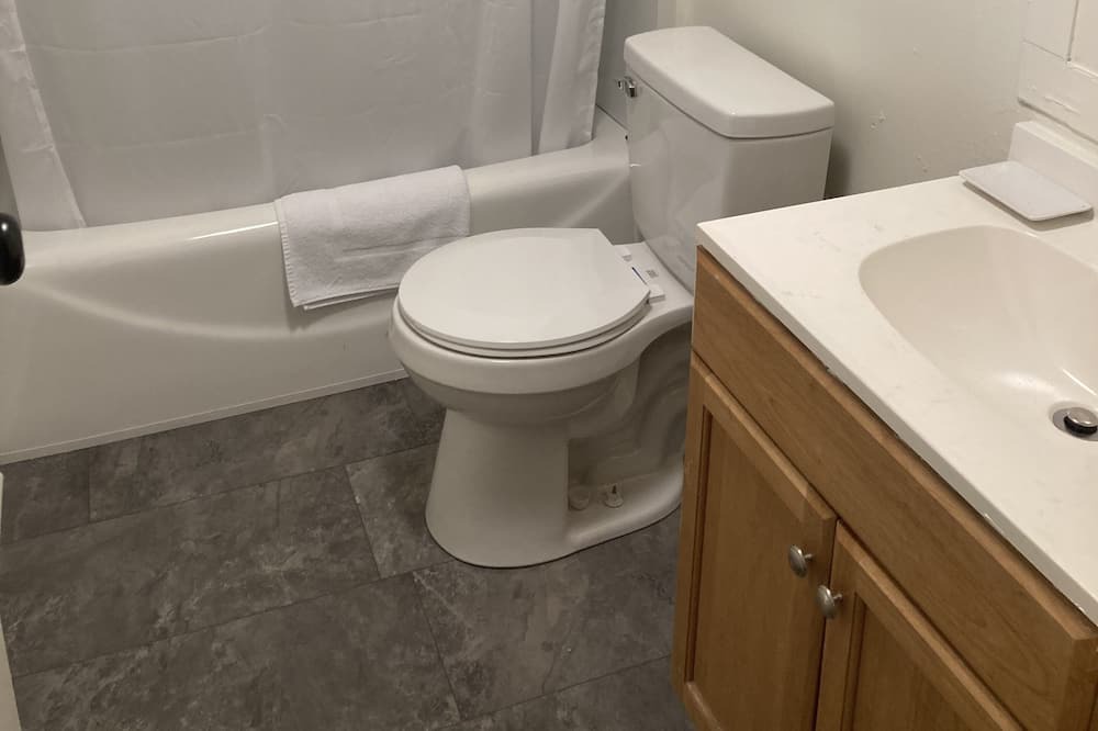 Photo of Bathroom in Summerton