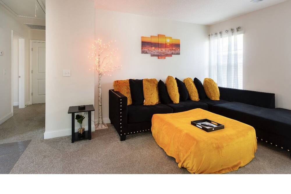 Photo of Livingroom in Hinesville