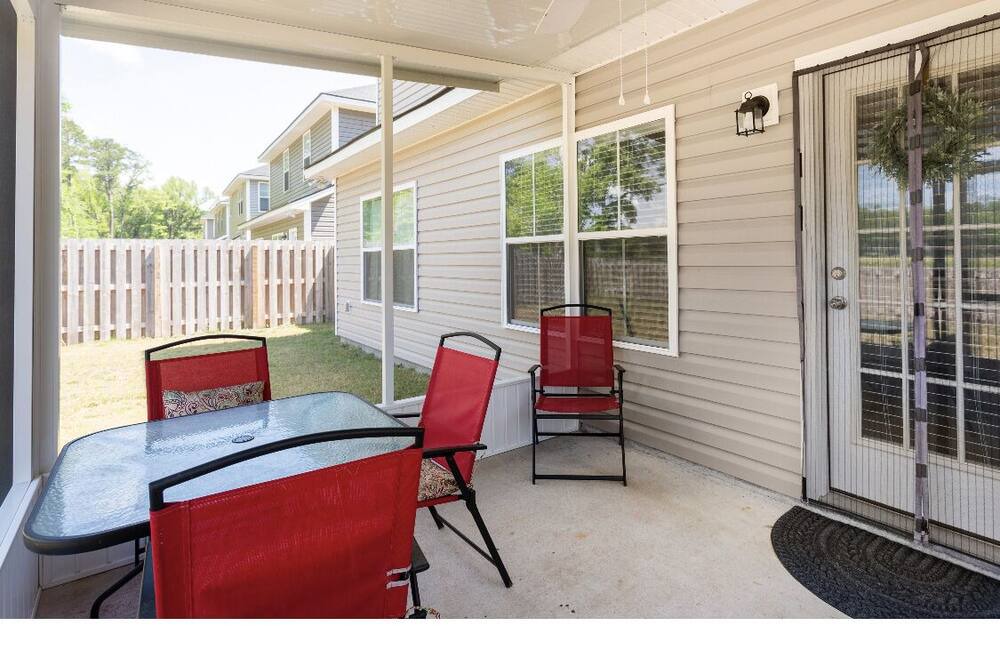 Photo of Patio Balcony in Hinesville