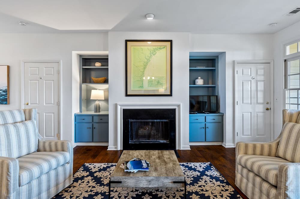 Photo of Livingroom in Melrose on the Beach