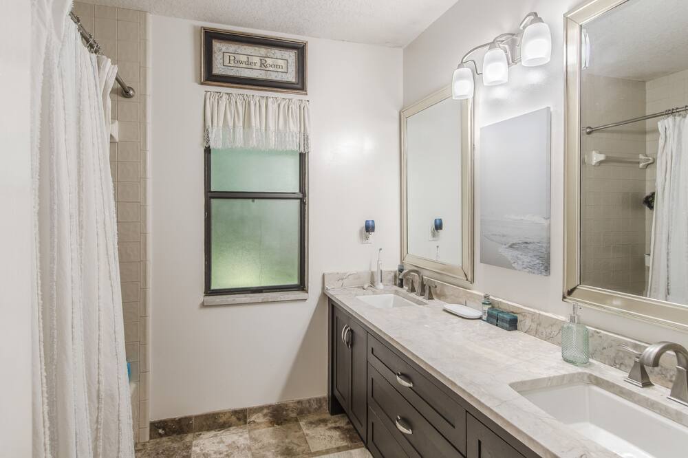 Photo of Bathroom in Wekiva Springs