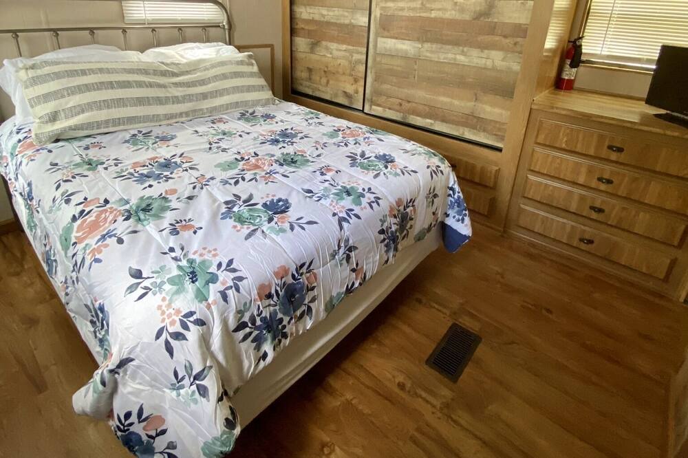 Photo of Bedroom in Deltona Lakes