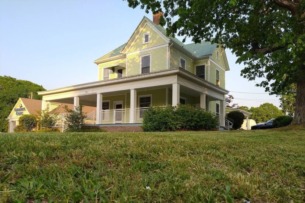 Photo of Outdoor in Winder