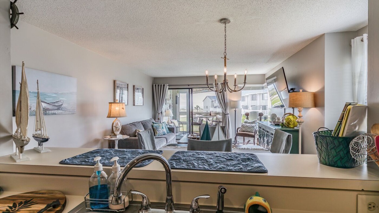 Photo of Kitchen in Oceanmarsh Subdivision