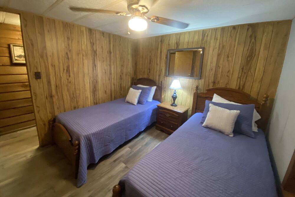 Photo of Bedroom in Newington