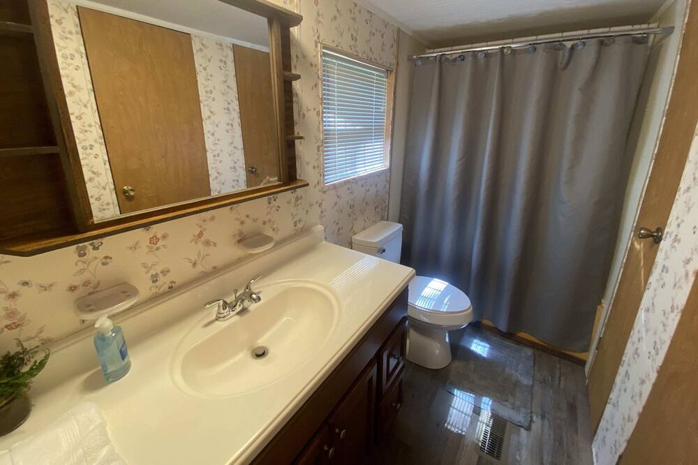 Photo of Bathroom in Newington