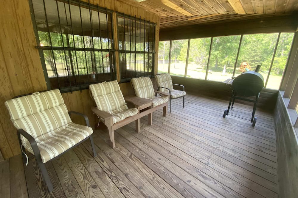 Photo of Outdoor in Newington