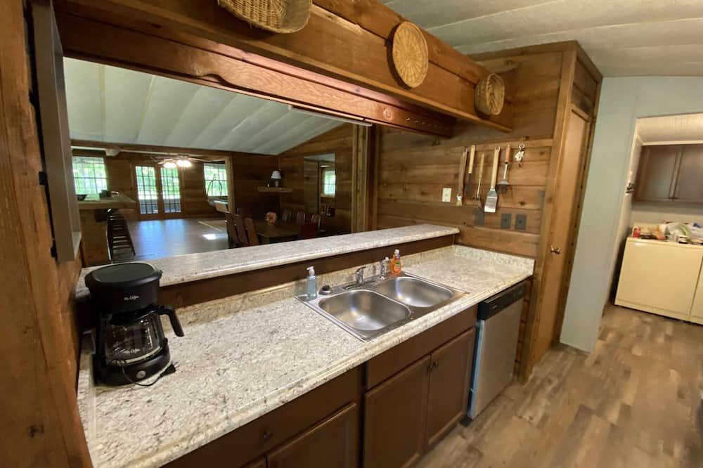 Photo of Kitchen in Newington