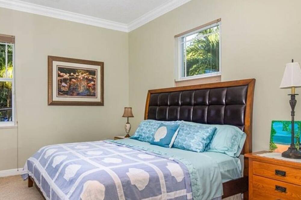 Photo of Bedroom in North Beach