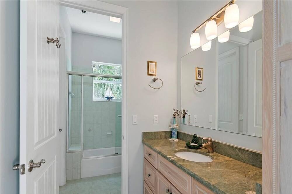 Photo of Bathroom in North Beach