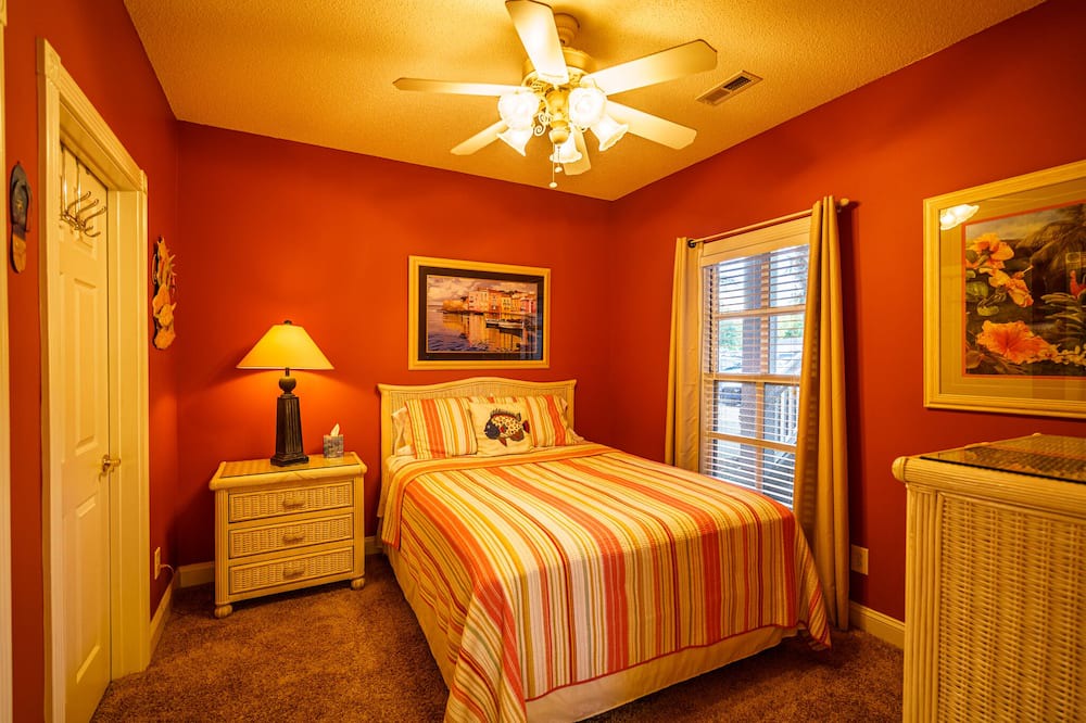 Photo of Bedroom in Socastee