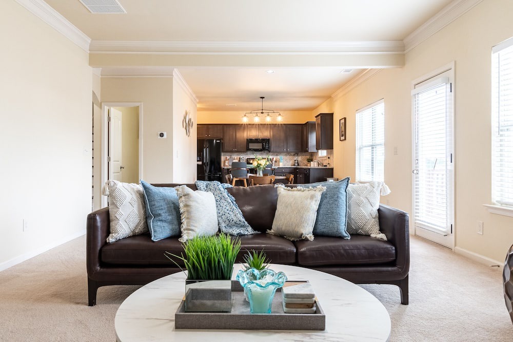 Photo of Livingroom in Dacula